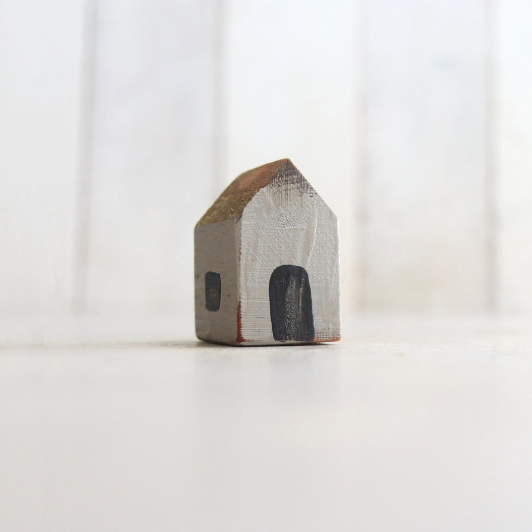 Tiny Wooden Houses