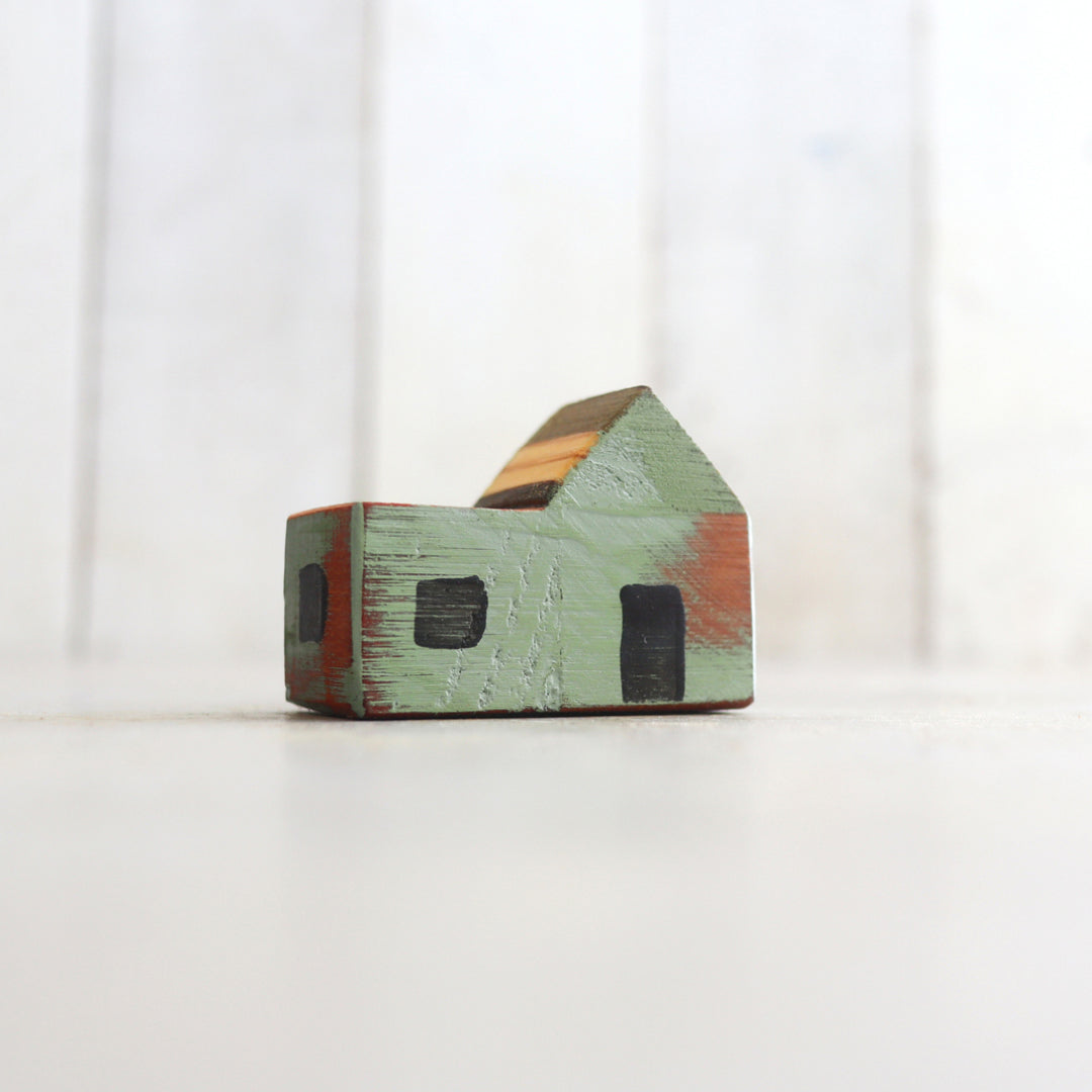 Tiny Wooden Houses