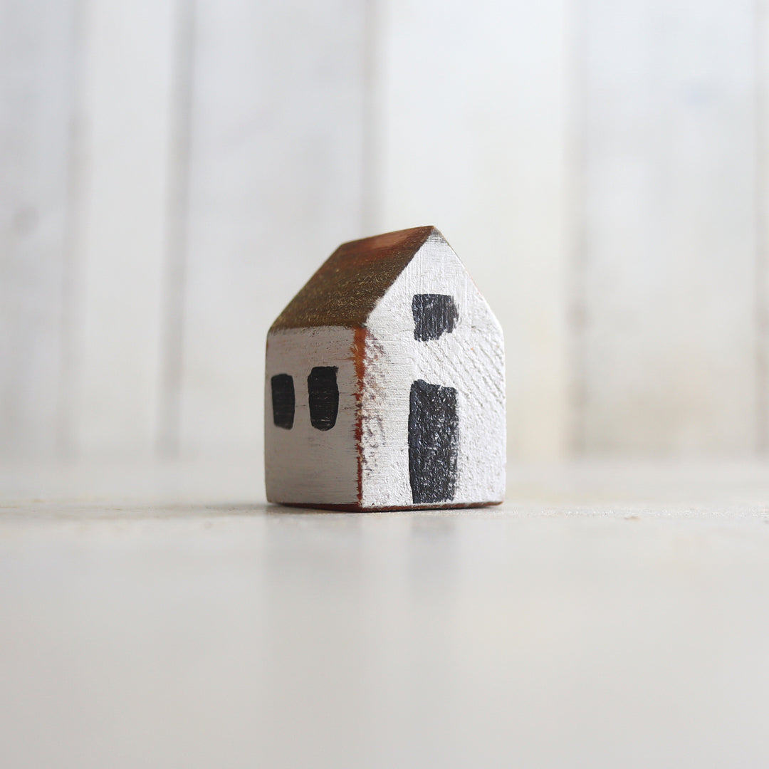 Tiny Wooden Houses